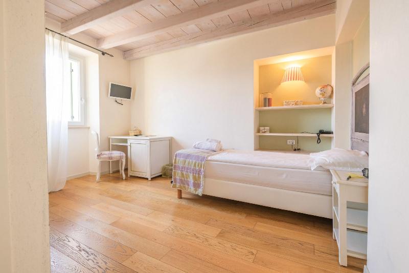 Hotel Villa Moron - Oda