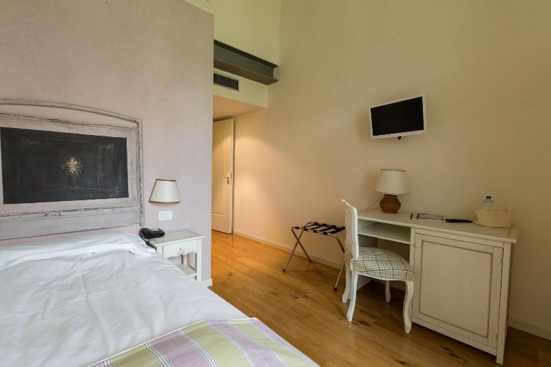 Hotel Villa Moron - Oda