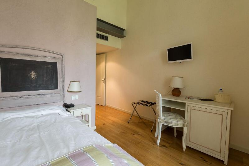 Hotel Villa Moron - Oda