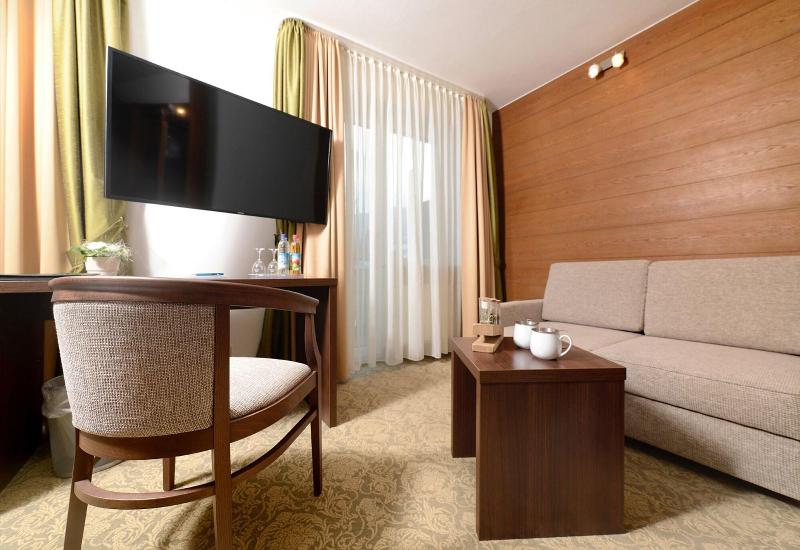 Hotel Bayerisch Meran - Oda
