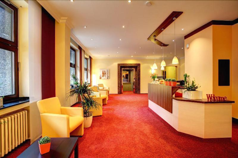Montana Hotel Mönchengladbach - Lobi