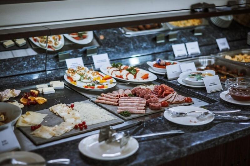 Gut Gremmelin - Restoran