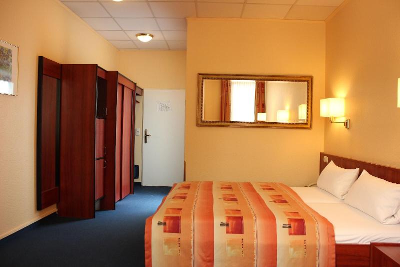 Hotel Cabo - Oda