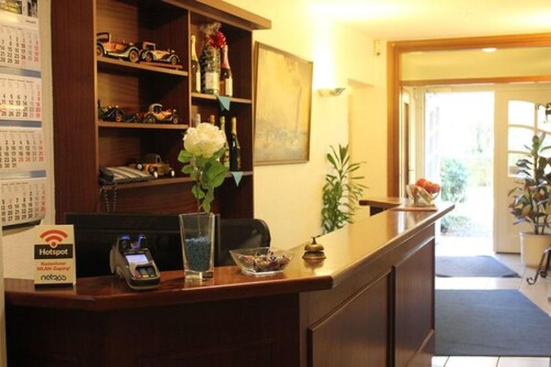 Hotel Altenwerder Hof - Lobi