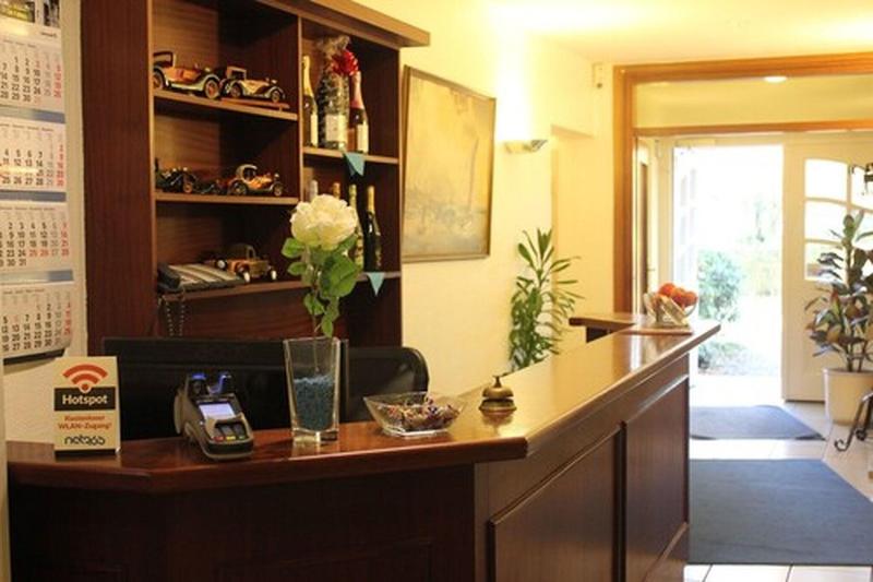 Hotel Altenwerder Hof - Lobi