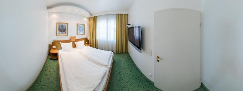 Hotel Villa Im Park - Oda