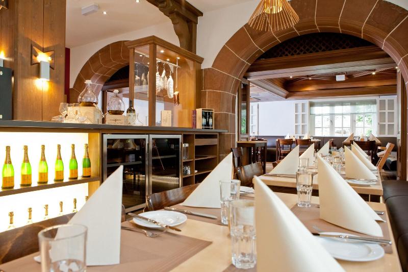 Kasino Hotel - Restoran