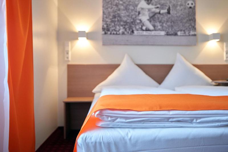 McDreams Hotel Mönchengladbach - Genel