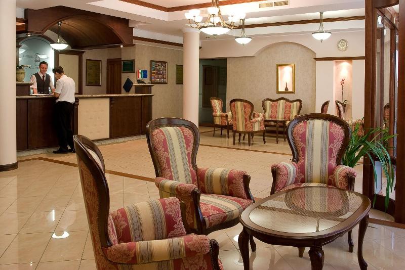 Geréby Kúria Hotel és Lovasudvar - Lobi