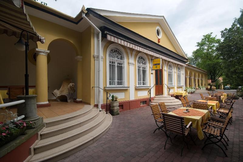 Geréby Kúria Hotel és Lovasudvar - Genel