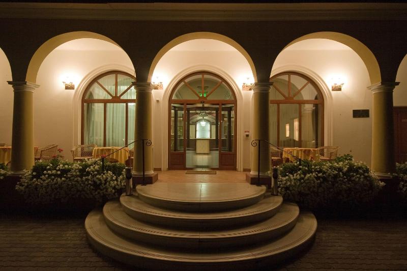 Geréby Kúria Hotel és Lovasudvar - Genel