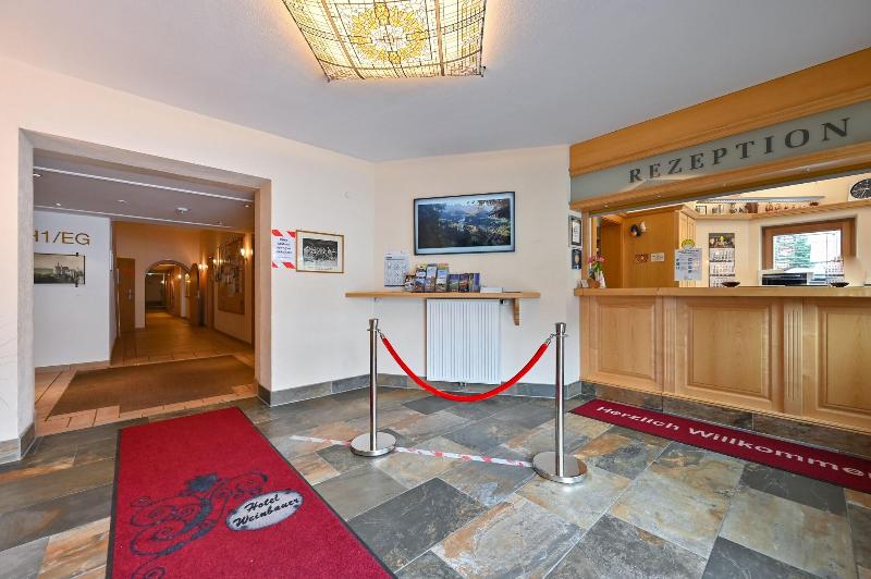Hotel Weinbauer - Lobi