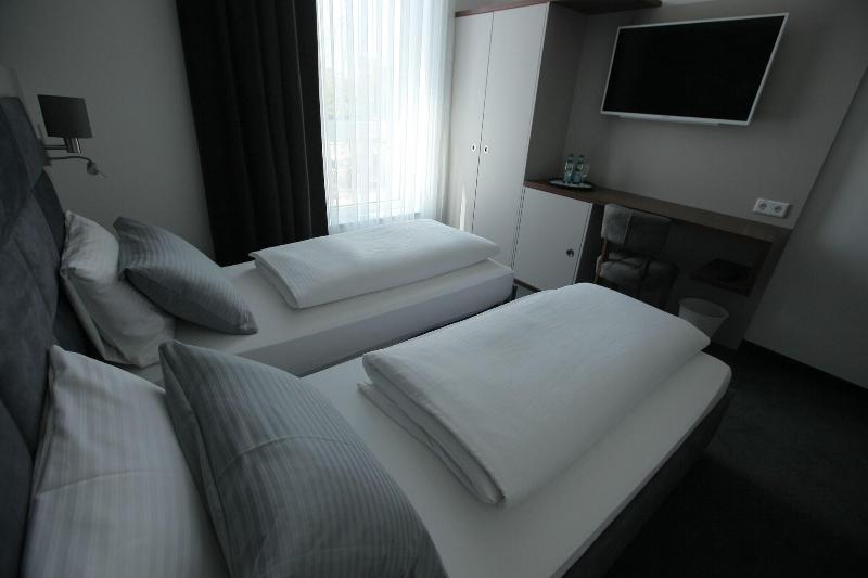 Hotel Starton Am Village - Oda