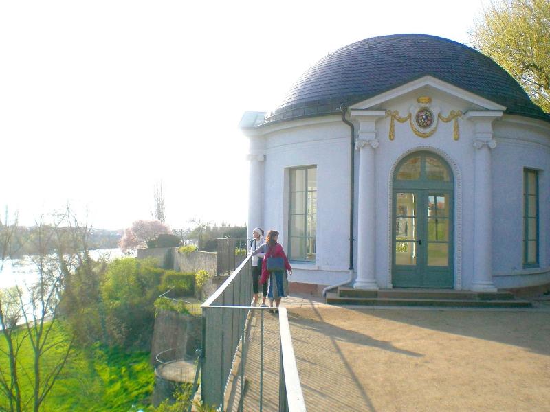 Hotel Elysee - Genel