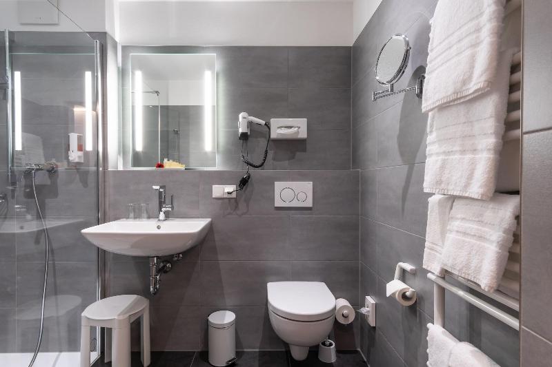 Hotel Elysee - Oda