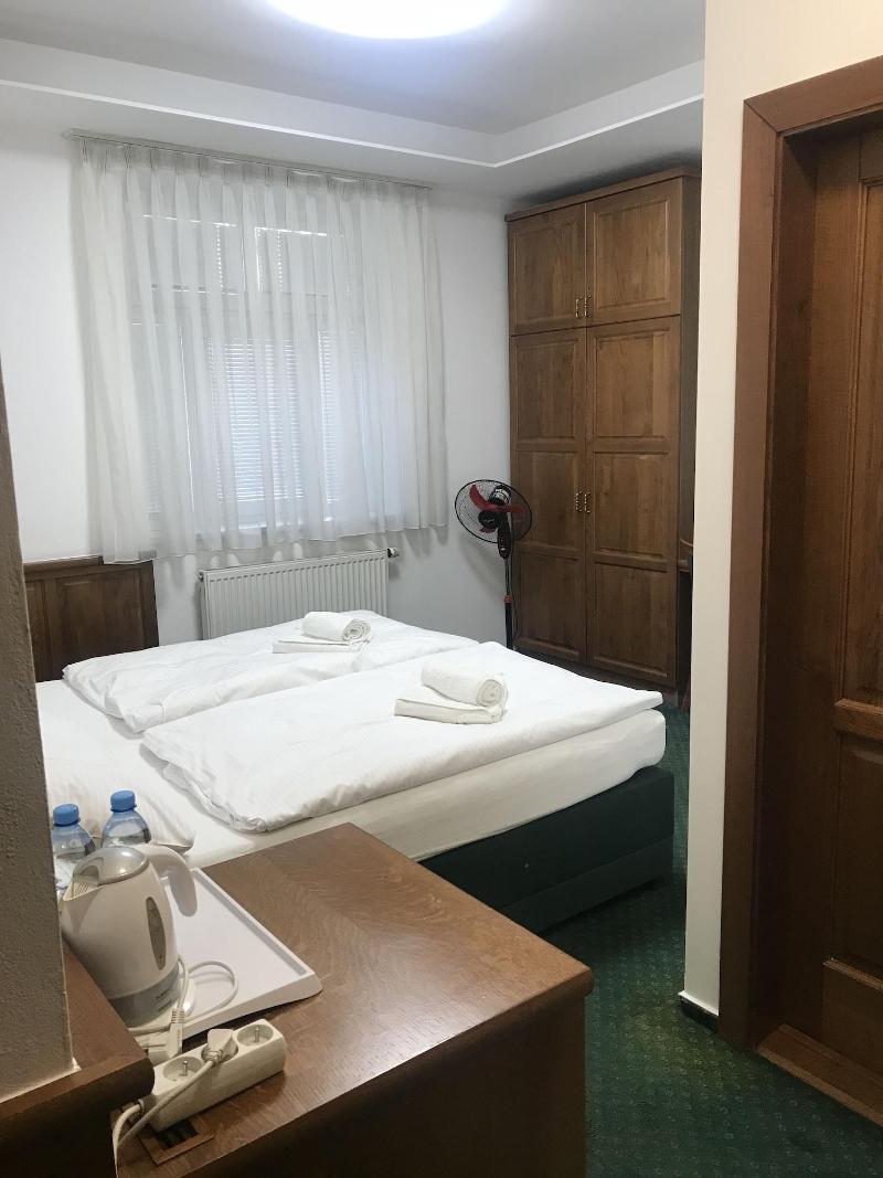 Hotel Peko - Oda