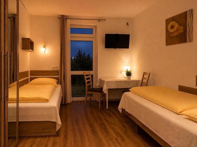 i-Motel - Genel
