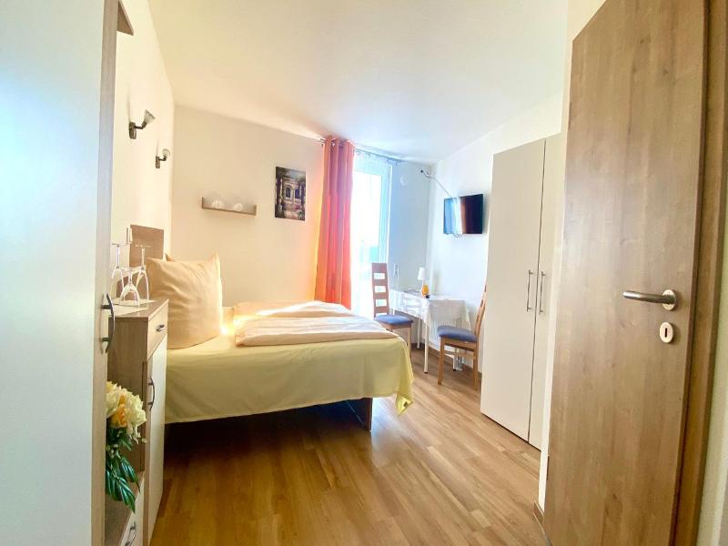 i-Motel - Genel