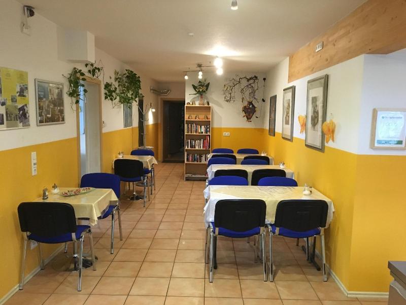 i-Motel - Restoran