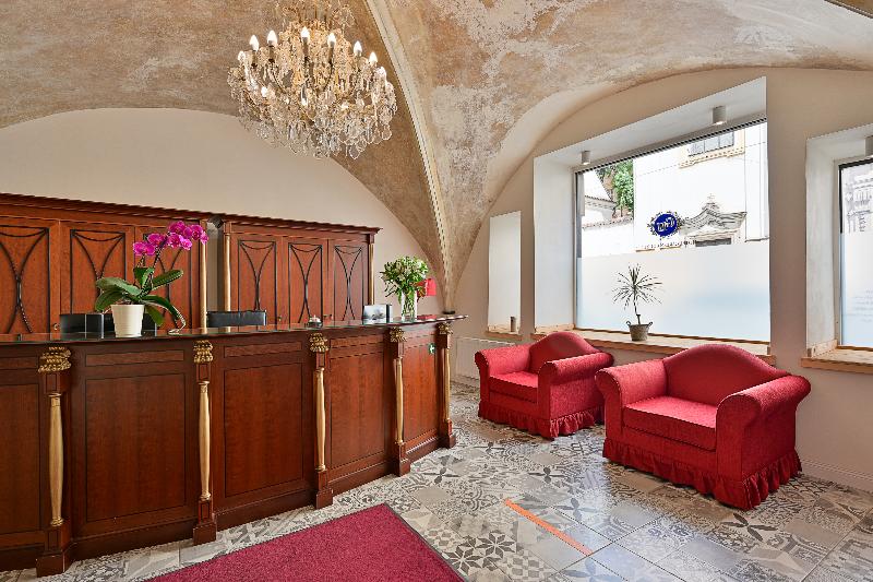 Hotel Garden Court Prague - Lobi
