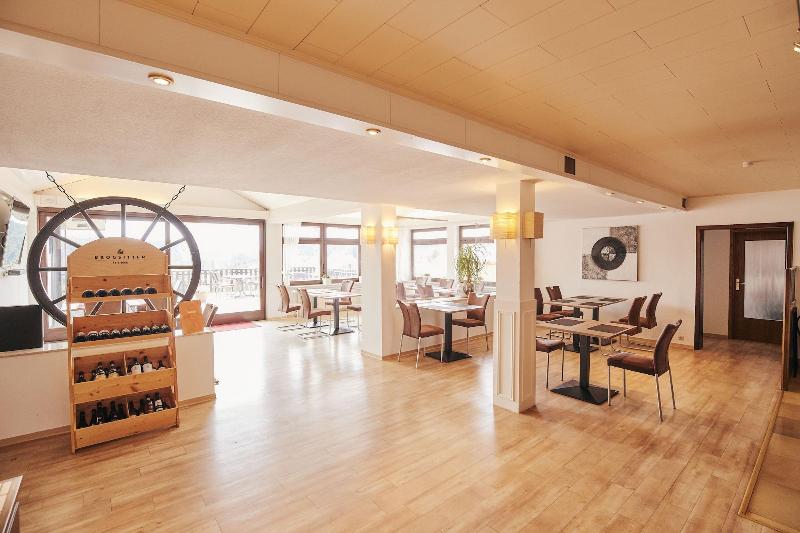 Hotel Parc Fermé - Restoran