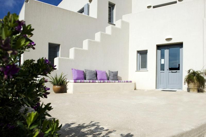 Tsakanos Home - Lobi