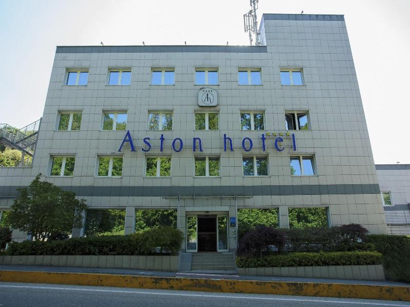 Aston Hotel - Genel