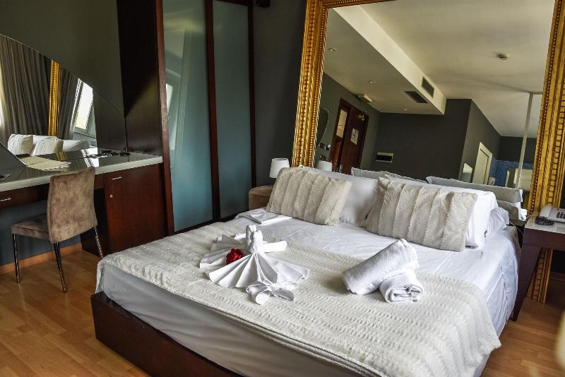 Aston Hotel - Oda