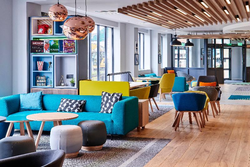 Holiday Inn Belfast City Centre - Lobi