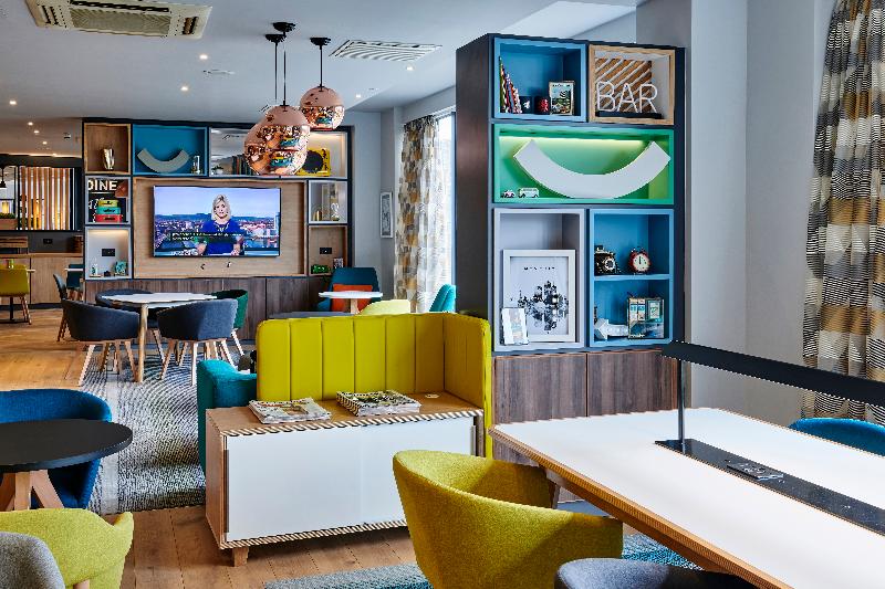 Holiday Inn Belfast City Centre - Lobi