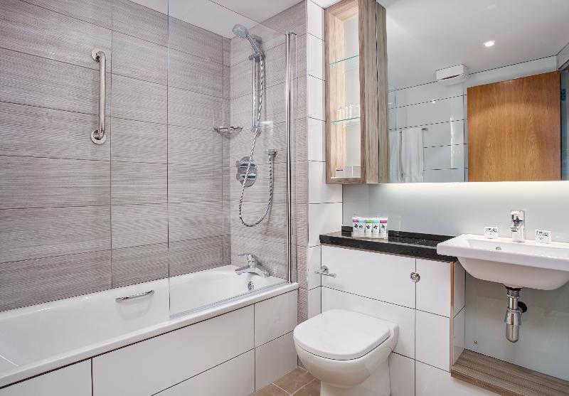 Holiday Inn Belfast City Centre - Oda