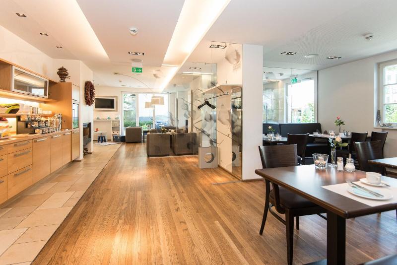 Baurs Park - Restoran