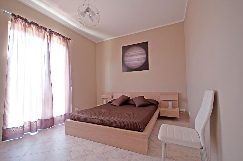 B&B Kosmos - Genel