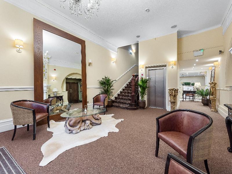 Harte and Garter Hotel - Lobi