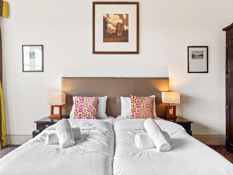 Harte and Garter Hotel - Oda