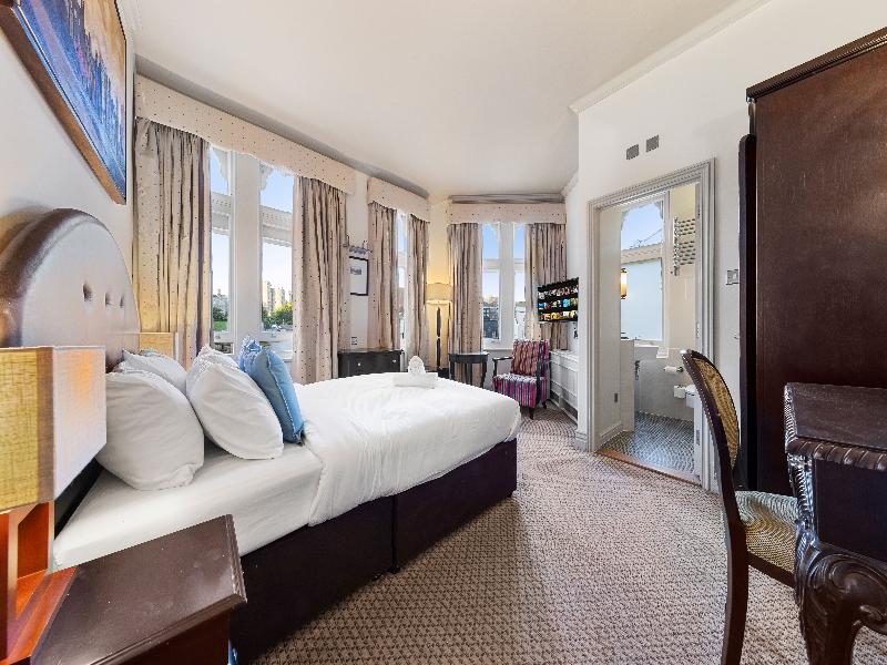 Harte and Garter Hotel - Oda