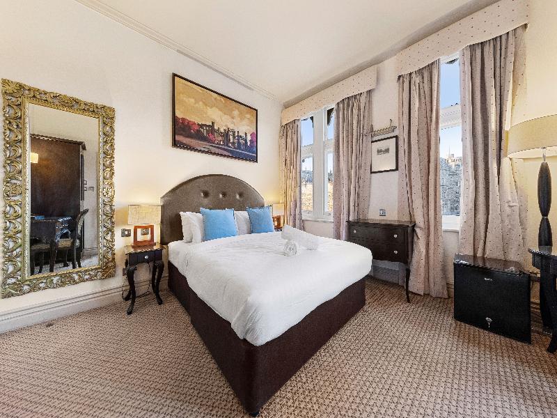 Harte and Garter Hotel - Oda