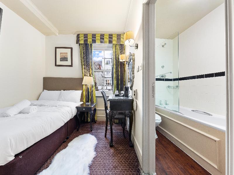 Harte and Garter Hotel - Oda