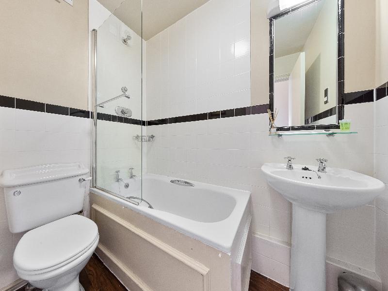 Harte and Garter Hotel - Oda