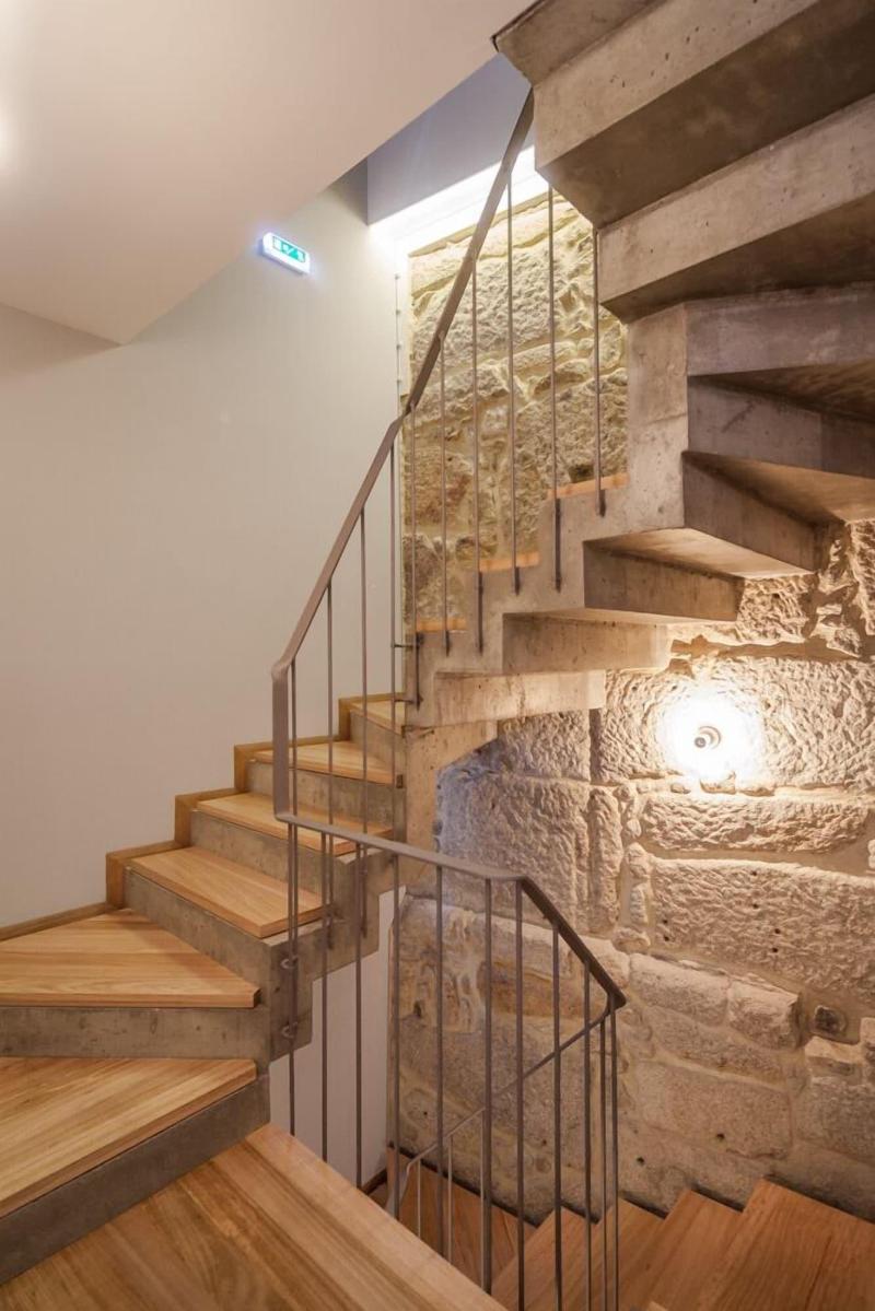 1872 River House - Lobi