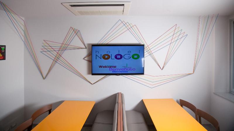 Hotel Nologo - Lobi