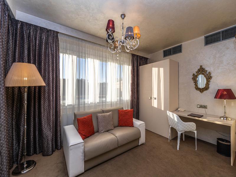 Residence Mysterius Old Town - Genel