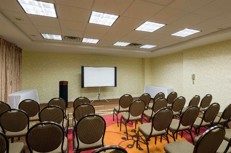 Hilton Garden Inn Queens/JFK Airport - Toplantı