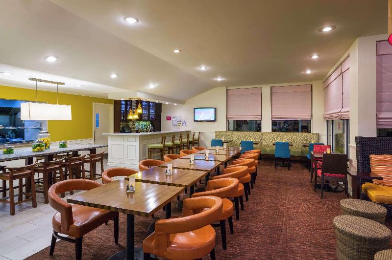 Hilton Garden Inn Queens/JFK Airport - Restoran