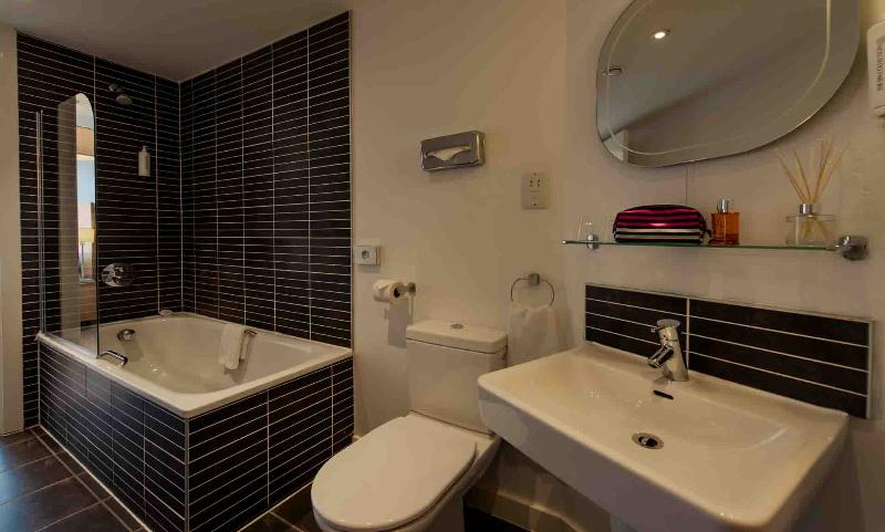 Premier Suites Liverpool - Oda