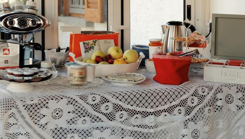 Villa Marisa Bed Breakfast And Books - Restoran
