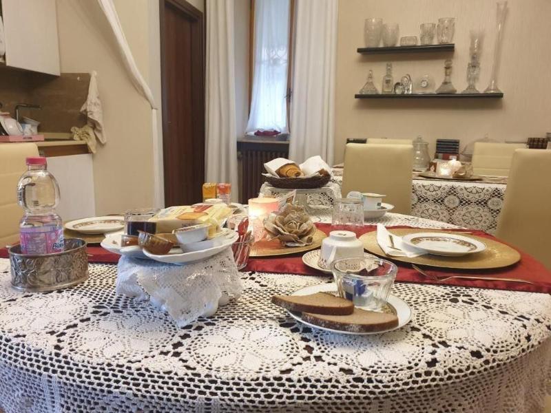 Villa Marisa Bed Breakfast And Books - Restoran