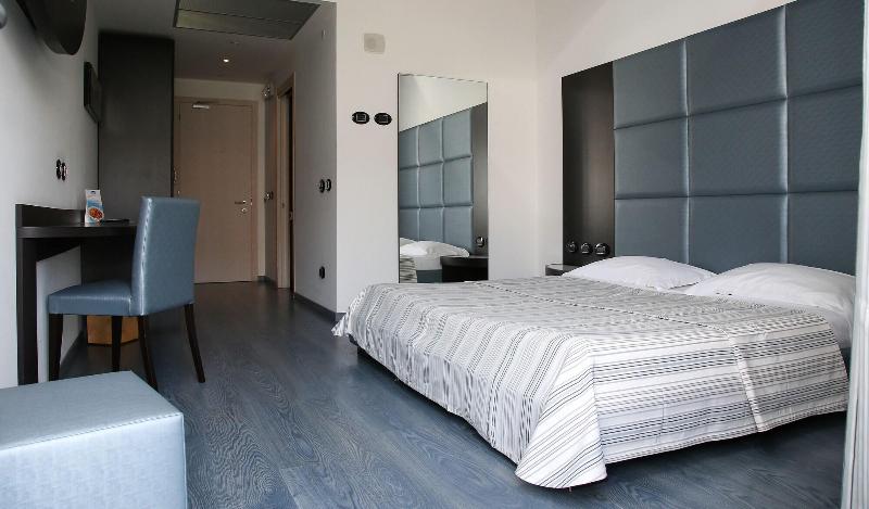 Blu 9 Hotel - Oda