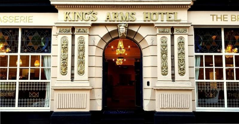 Royal Kings Arms Hotel - Genel