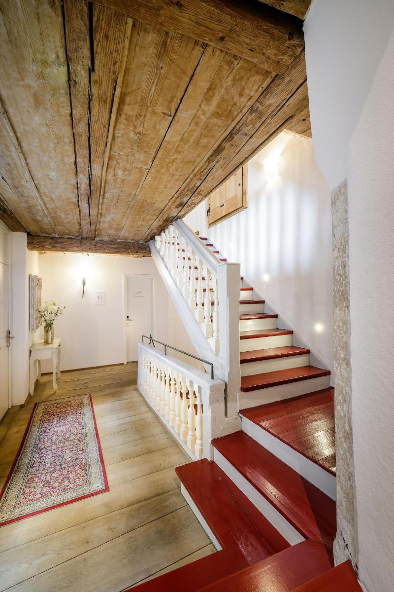 Bohemian Hotel - Lobi